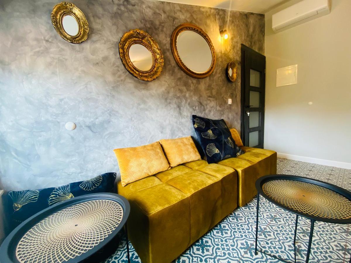Boutique Rooms Mare Fabulas 로비니 외부 사진