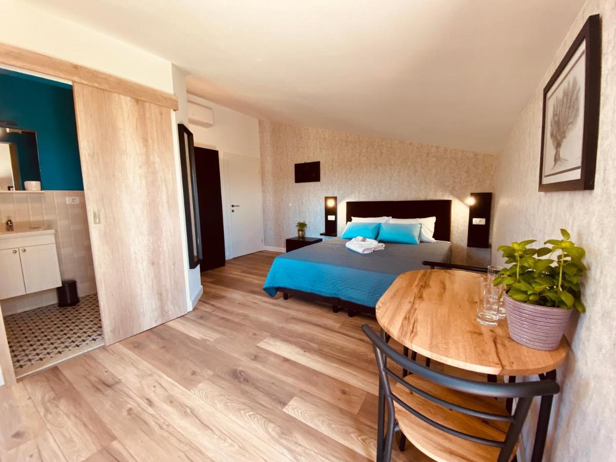 Boutique Rooms Mare Fabulas 로비니 외부 사진
